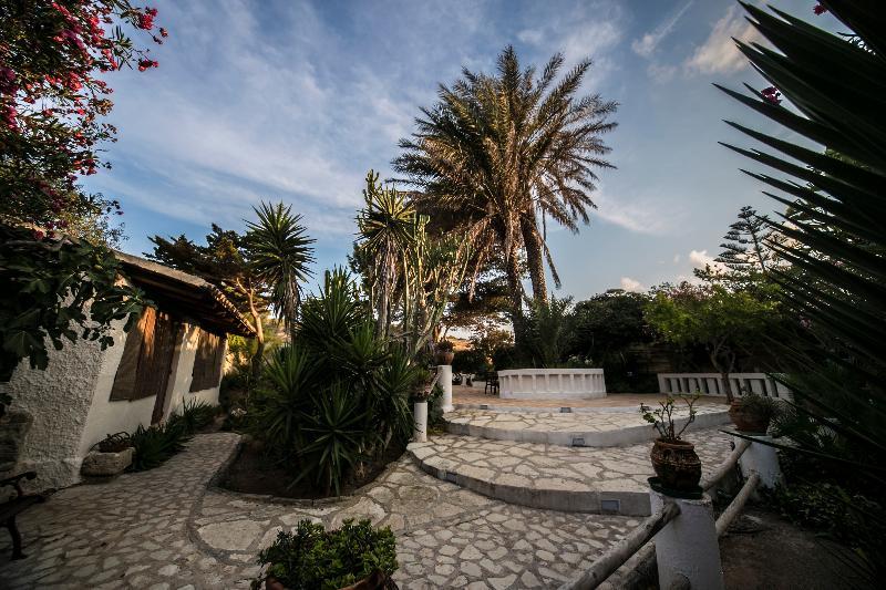 L'Oasi Villaggio Albergo Favignana Exterior photo